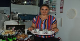 Bu Kahveye Erkek Giremiyor