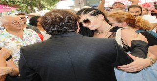 Fazıl Say Annesini Son Yolculuğuna Uğurladı