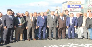 Ayvalık Girişi Duble Yol Haline Geldi