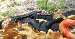 Çok Sevdiği Makbule Efenin Klibinde Oynadı