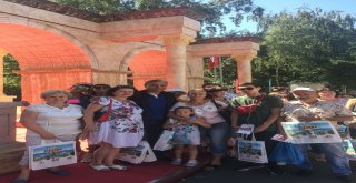 Uysal, Rusları Kaleiçi Old Town Festivaline Davet Etti