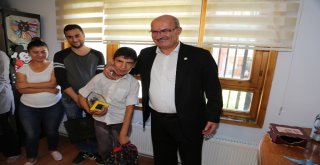 Ato Başkanı Baran, Özel Eğitim Ve Rehabilitasyon Merkezini Ziyaret Etti