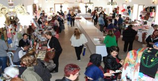 Bayram Tatili,emekçi Kadınları Sevindirdi