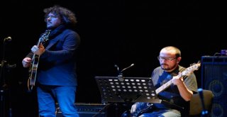 Jülide Özçelikten Unutulmaz Konser