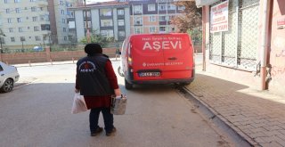 Ümraniye Belediyesi Halil İbrahim Sofrası Aşevindeki Kazanlar İhtiyaç Sahipleri İçin Kaynıyor
