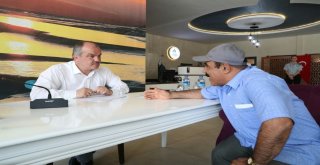 Pamukkalede Vatandaşlar Dertlerini Belediye Başkanına Anlattı