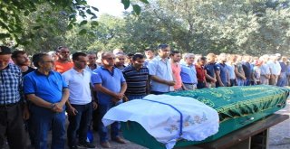 Traktör Kazasında Ölen Yaşlı Adam Toprağa Verildi