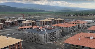 Kargıda Toki Yeni Yaşam Alanları Oluşturuyor