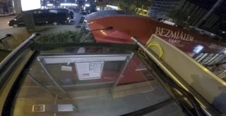(Özel) Metrobüs Sörfçüleri Bu Kez Baltayı Taşa Vurdu
