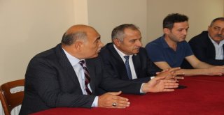 Şahin Muhtarlar İle Buluştu