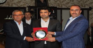Kaymakam Doğana Fahri Hemşehrilik Beratı