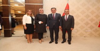 Vali Topacadan Tayini Çıkan Vali Yardımcıları Ve Kaymakamlara Veda Yemeği