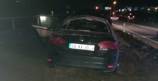 Takla Atan Otomobil Refüje Çıktı: 4 Yaralı