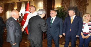 Bakan Ersoydan Turizmcilere Uyarı