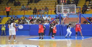 Türkiye Kadınlar Basketbol Süper Ligi: Hatay Büyükşehir Belediyespor: 83 - Botaş: 63