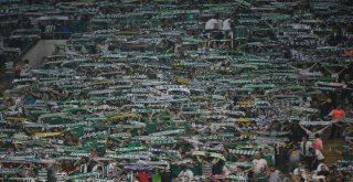 Spor Toto Süper Lig: Bursaspor: 0 - Beşiktaş: 0 (Maç Devam Ediyor)