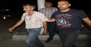 Oğlunu Bıçaklayıp Polise Teslim Oldu