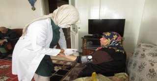 Bayram Öncesinde Yaşlılar Unutulmadı