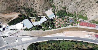 Türkiyenin En Büyük Şemsiyesi Gümüşhanede