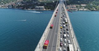 15 Temmuzun Sembolü Kamyonlar 15 Temmuz Şehitler Köprüsünden Geçiş Yaptı