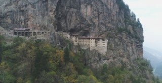 Fener Rum Patriği Bartholomeos Sümela Manastırında Devam Eden Restorasyon Çalışmalarını Yerinde İnceleyecek