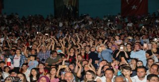 Akşehirde Manuş Baba Konseri