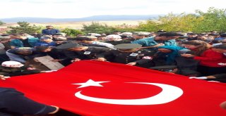 Kaza Kurşunuyla Şehit Olan Asker Adanada Toprağa Verildi