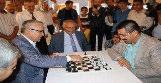 Niğdede Millet Kıraathanesi Açıldı