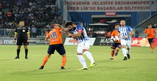 Spor Toto Süper Lig: Bb Erzurumspor: 0 - Medipol Başakşehir: 1 (İlk Yarı)