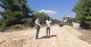 Karanlık Liman İle Kumkale Arasındaki Yolda Çalışmalar Devam Ediyor