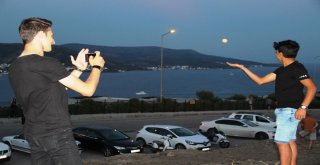 Kanlı Ay İle Aynı Karede Fotoğraf Çekinmek İçin Yarıştılar