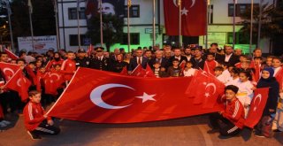Osmaneli ‘De 29 Ekim Cumhuriyet Bayramı Fener Alayı Düzenlendi
