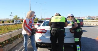 Araçtan Boşalan Yağ Zincirleme Trafik Kazasına Sebep Oldu: 1 Yaralı