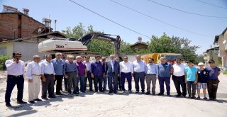 Beydağında Yıkılan Yapıların Molozları Kaldırılıyor