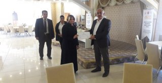 Başarılı Olan Kursiyerlere Sertifikaları Verildi