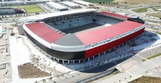 Başkan Gül Yeni Stadyum İnşaatını İnceledi