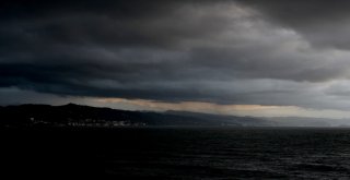 Yağmur Bulutları Yeniden Karadeniz Üstünde