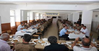 Konyadan Tuncelideki Askerlere ‘Anne Yemeği