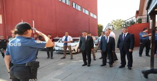 Vali Topaca, Polislerle Bayramlaştı