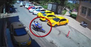 Motosikletli 2 Kapkaççı Tutuklandı