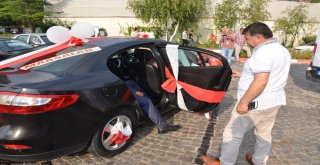 Başkan Kocanın Makam Aracı, Down Sendromlu Genç İçin Sünnet Arabası Oldu