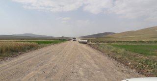 Özalp Belediyesinden Yol Yapım Çalışması