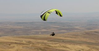 Bayat Yamaç Paraşütçülerinin Yeni Gözdesi Olmaya Aday