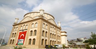 Nilüferde Camiler Pırıl Pırıl