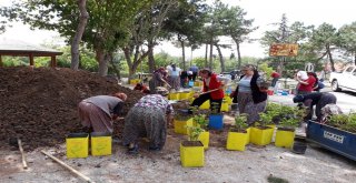 Atıklar Değerlendiriliyor, Mahalleler Çiçekleniyor