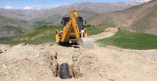 Van Büyükşehir Belediyesi Tarım Arazilerini Suya Kavuşturuyor