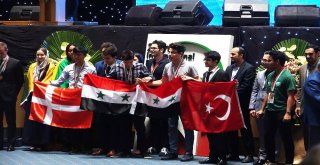 Türkiye Biyoloji Milli Takımına İrandan Madalya