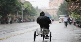 Yağmur Eskişehiri Terk Etmiyor