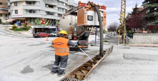 Başkentte Izgara Ve Kanal Temizliği…