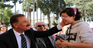 Tuna: Belediyecilik İnsanlara Ulaşılabilir Olmaktır